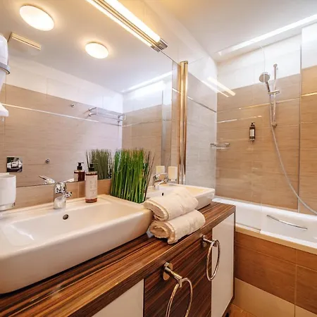Castle King's Chic Apartment Prague