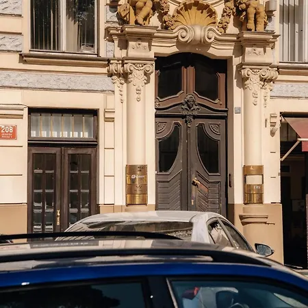 Castle King's Chic Апартаменты
